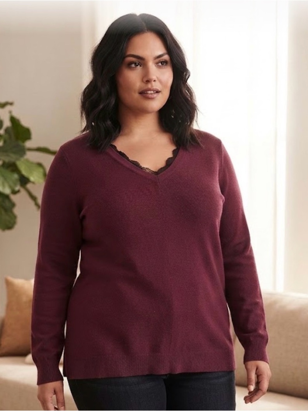 Torrid Burgundy Plum V-Neck Knit Sweater Lace Trim Detail Size 2 2X